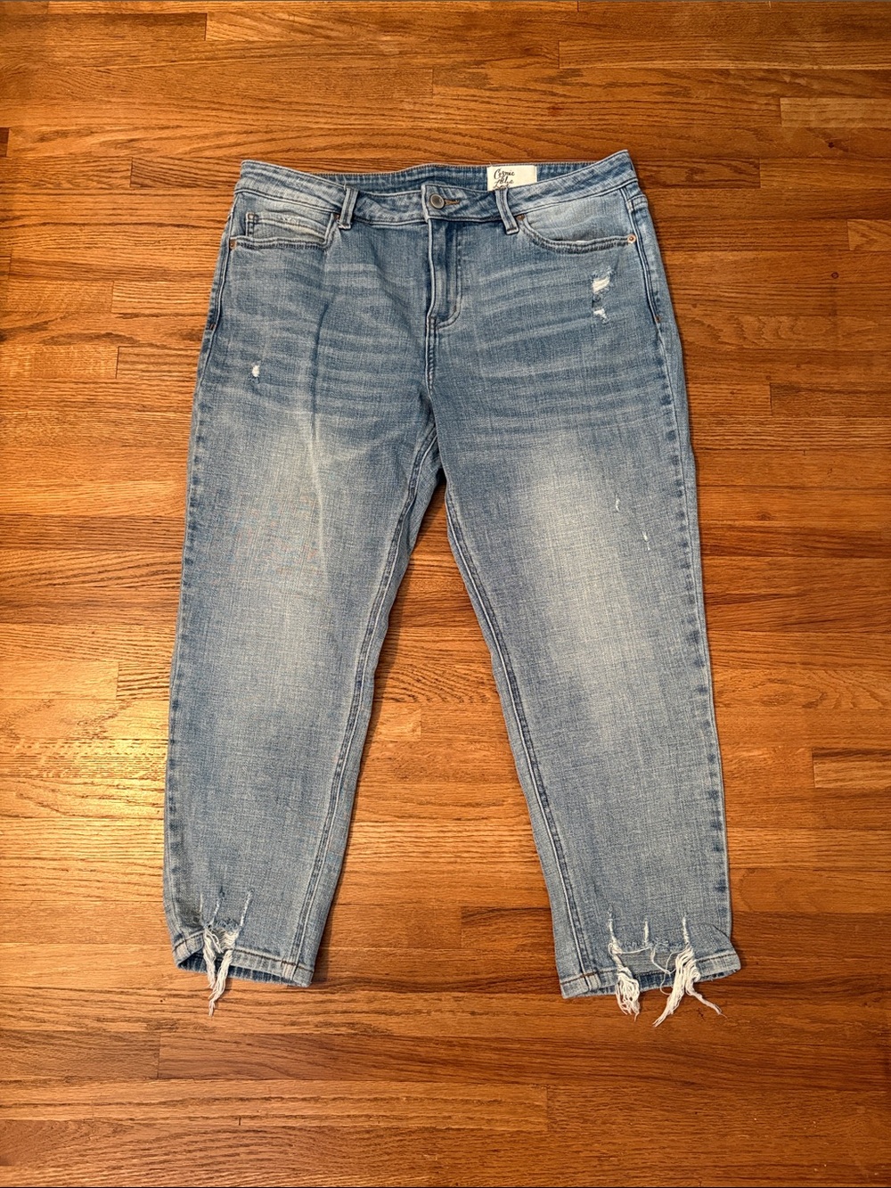 Cropped Light Blue Distressed Women's Ankle Jeans